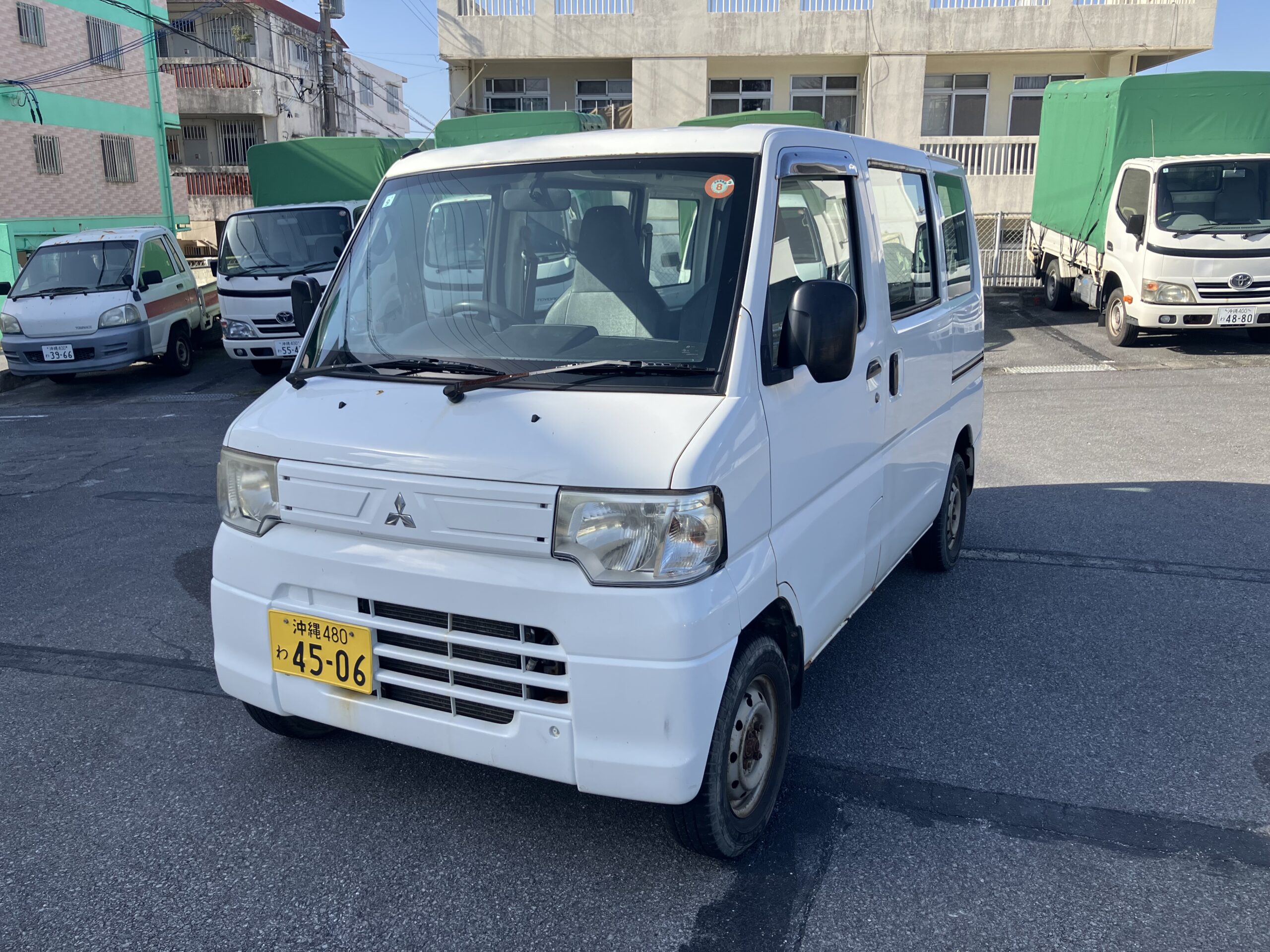 トラックレンタカー