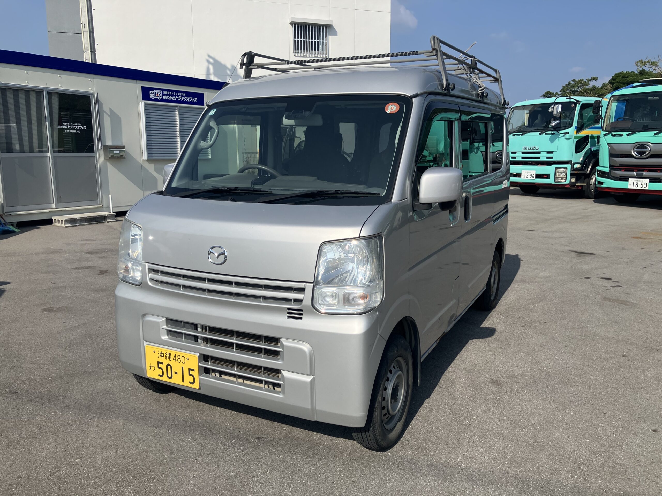 トラックレンタカー